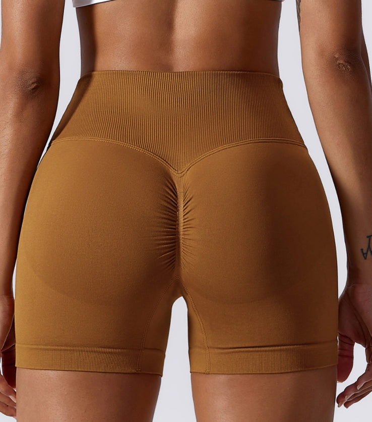 Star Yoga Shorts - LilyYara